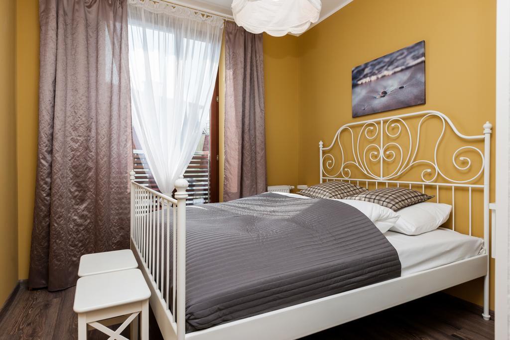 Jantar Apartamenty Deluxe Sea View 科沃布热格 外观 照片